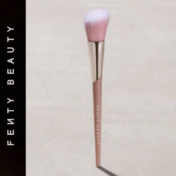 Fenty Beauty 155 Blush Makeup Brush - Picture 1 of 6